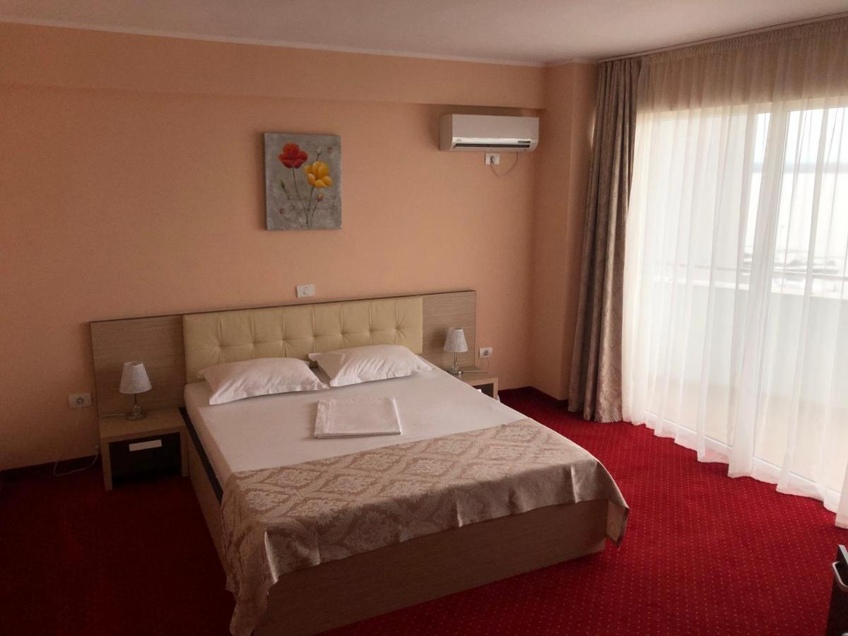 Hotel Romantic Mamaia Extérieur photo