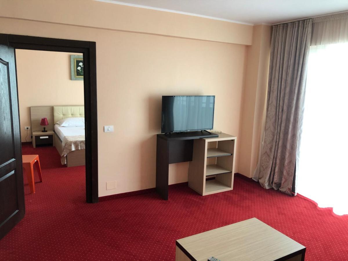 Hotel Romantic Mamaia Extérieur photo