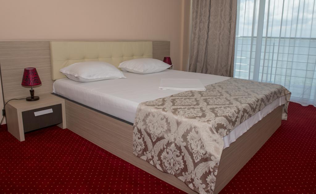Hotel Romantic Mamaia Extérieur photo