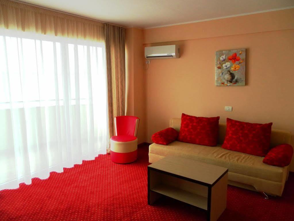Hotel Romantic Mamaia Extérieur photo